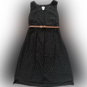 🎉HP🎉 Motherhood maternity black eyelet dress. Size medium. Belt not included.